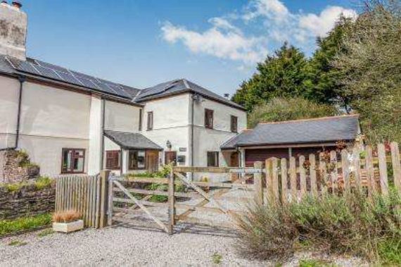 4 Bedroom Semi-Detac...